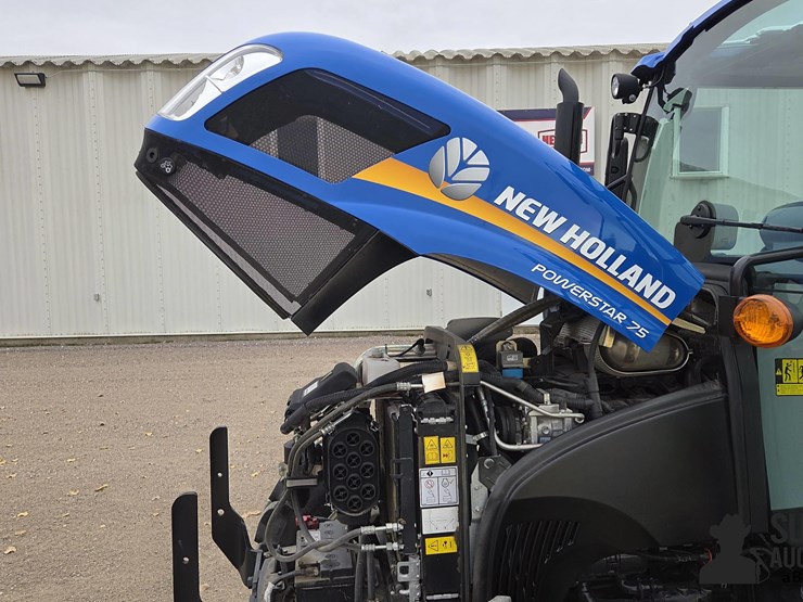 new-holland-powerstar-75-image-10