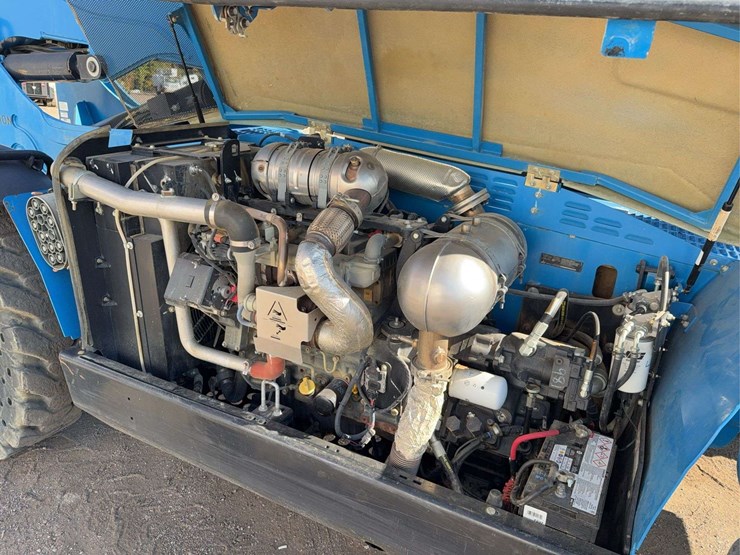 2017-genie-gth844-image-13