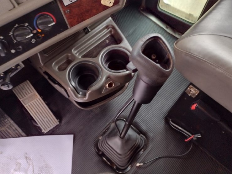 kenworth-t370-image-12