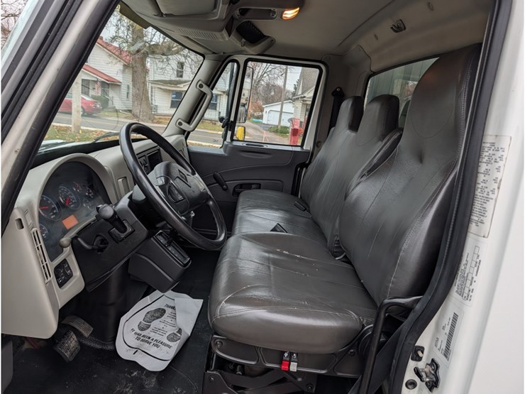 international-durastar-4300-image-19