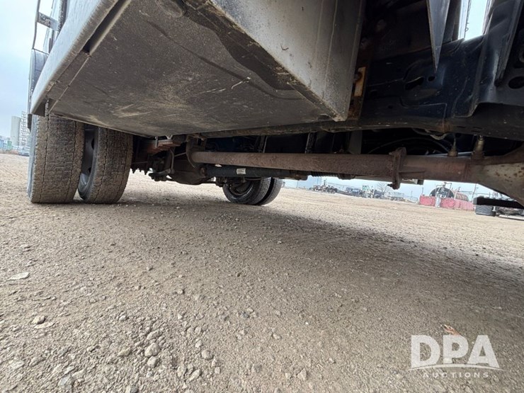 ford-f550-xl-image-40