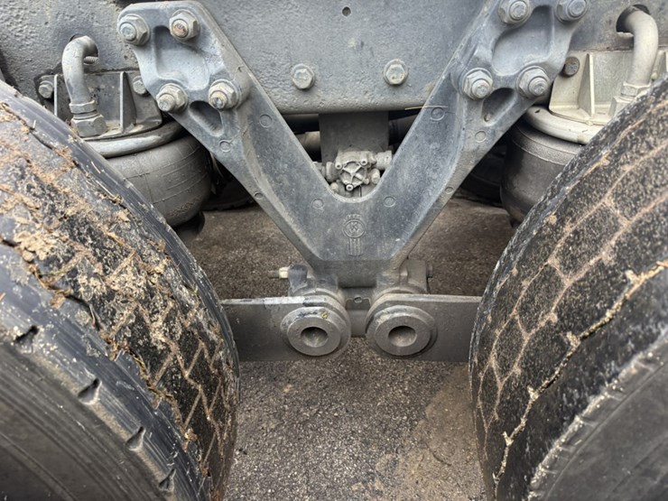 2003-kenworth-t800-image-57