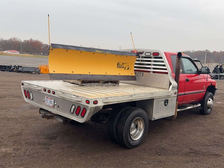 1998-dodge-ram-ext.-cab-pickup-image-3