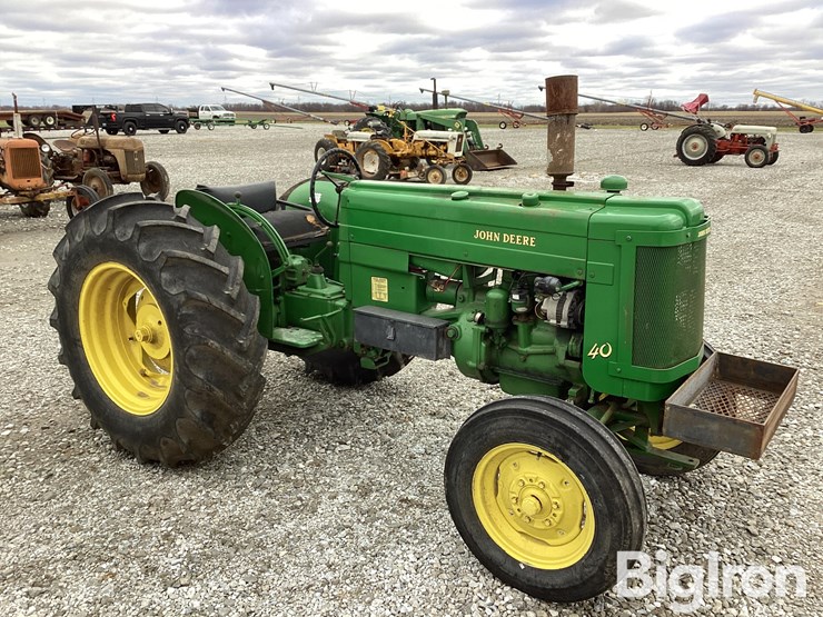 john-deere-40-image-3