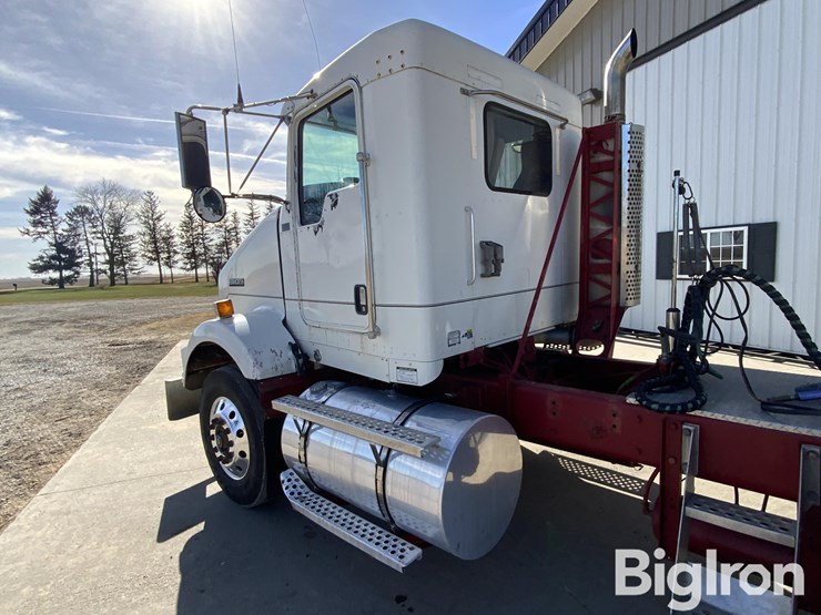 kenworth-t800b-image-10