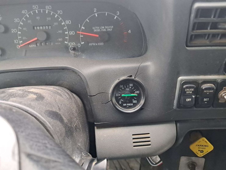 2009-ford-f750-image-29