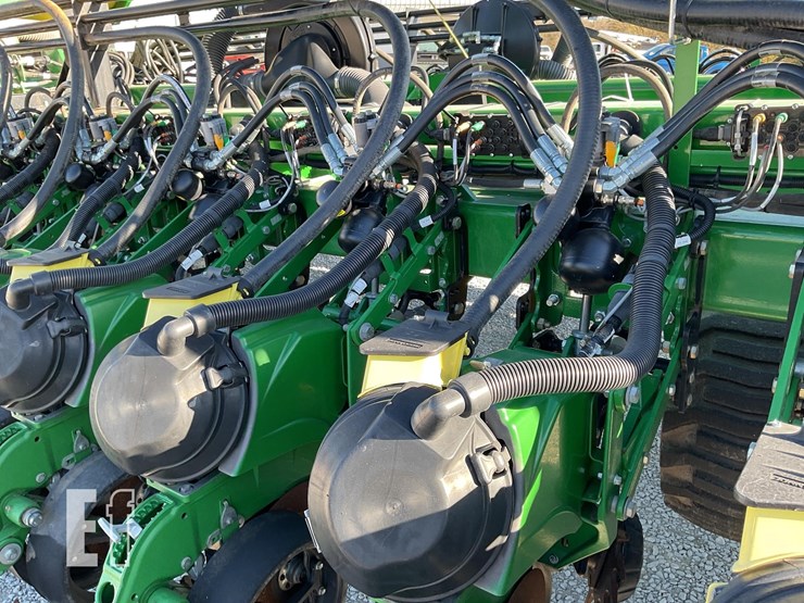 john-deere-db60-image-36