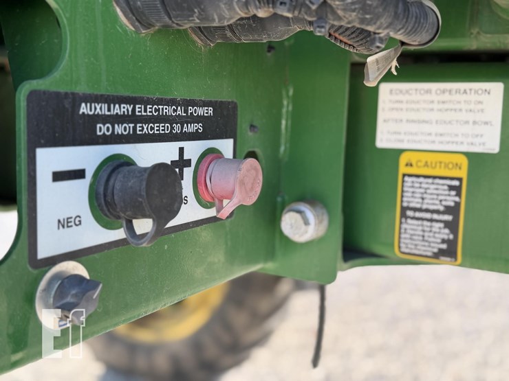 john-deere-r4038-image-11