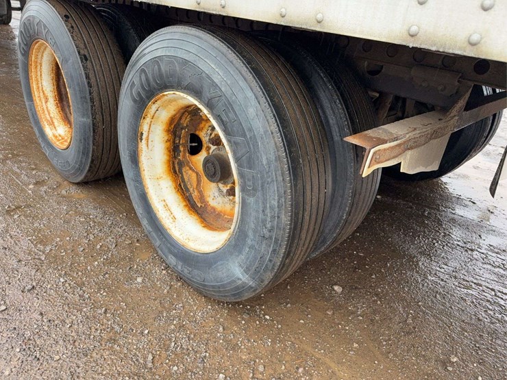 2005-strick-trailer-image-6