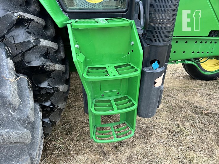 john-deere-6140r-image-32