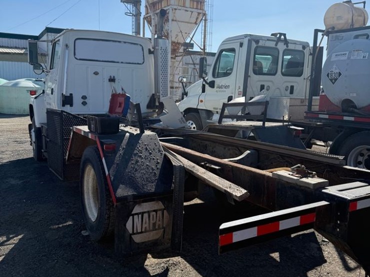 1995-ford-l9000-image-4