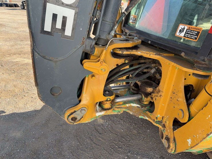 2011-deere-310j-image-10