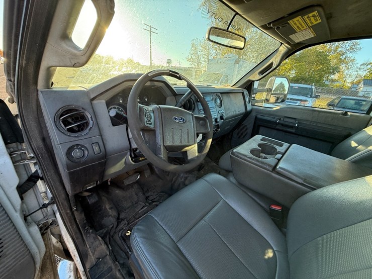 2015-ford-f250-image-16