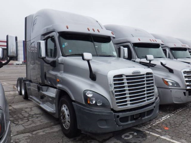 2019-freightliner-cascadia-125-image-5