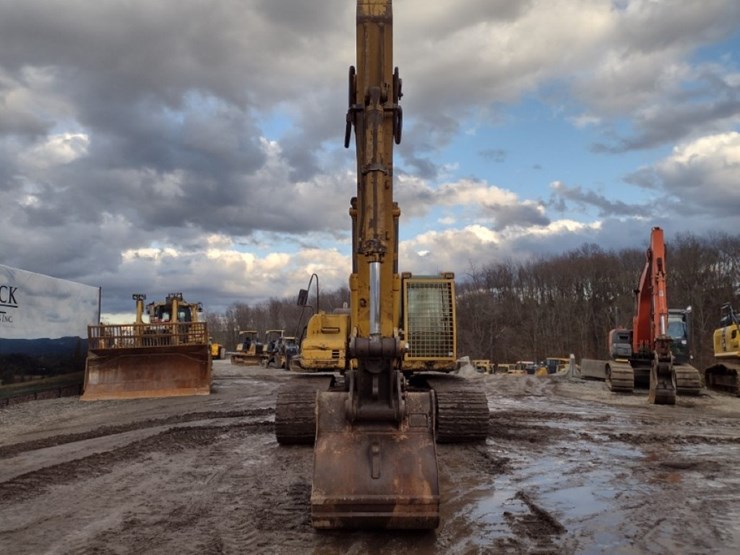 caterpillar-325d-image-2