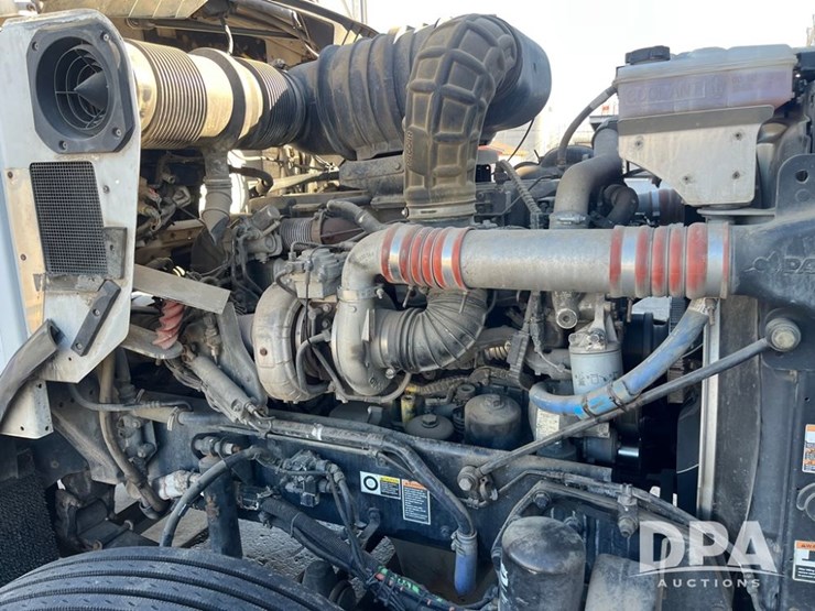 kenworth-t800-image-10