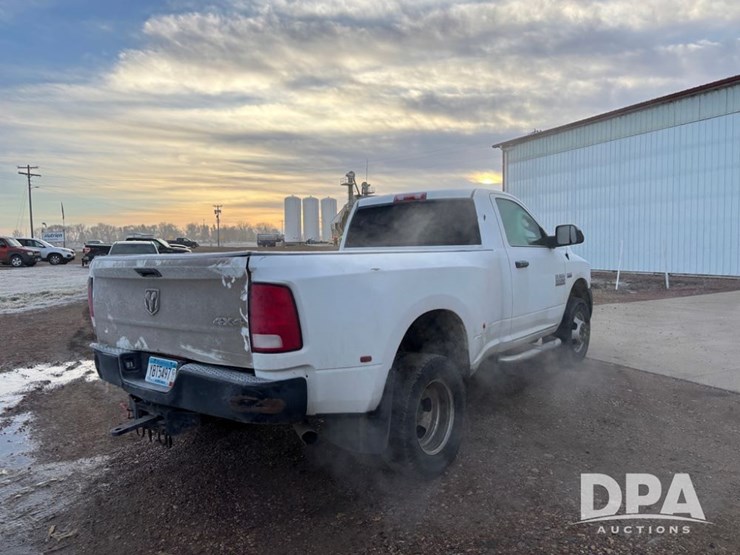 dodge-ram-3500-image-10