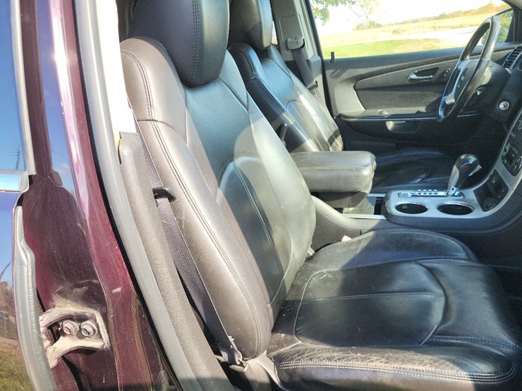 gmc-acadia-slt-image-57