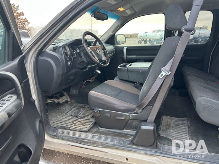 chevrolet-2500hd-image-23