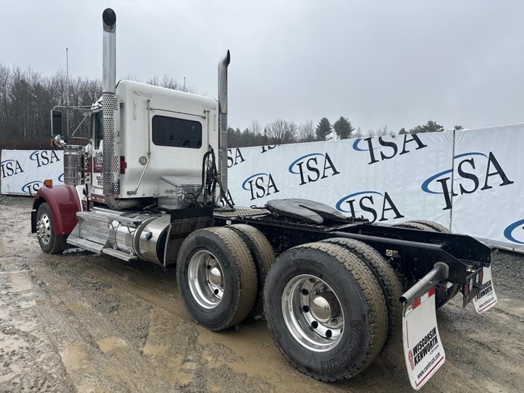 kenworth-w900-image-3