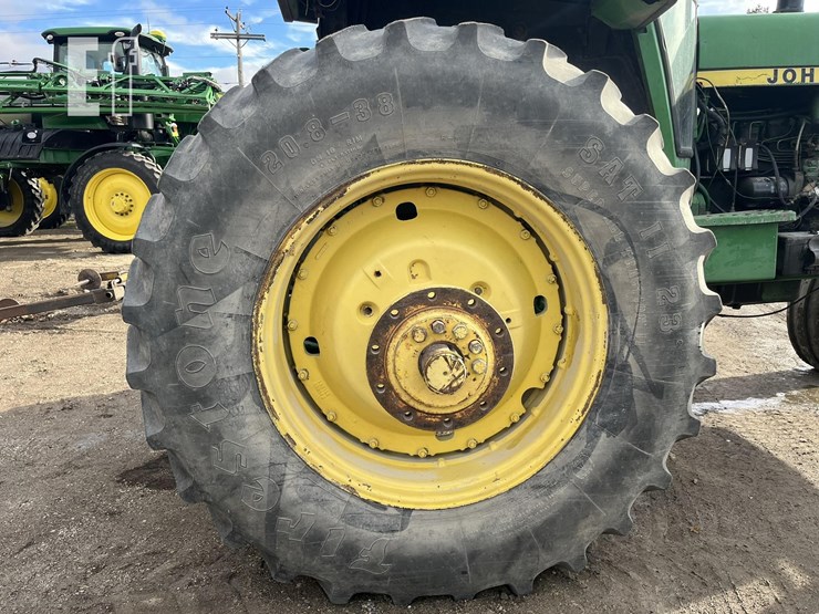 john-deere-4840-image-21