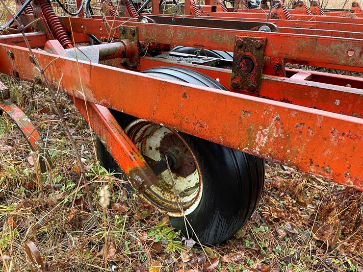 #1170-•-36'-case-1300-field-cultivator-(antigo,-wi)-image-18