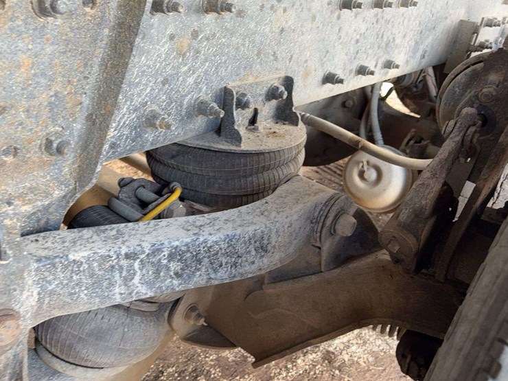 2017-kenworth-t880-image-22