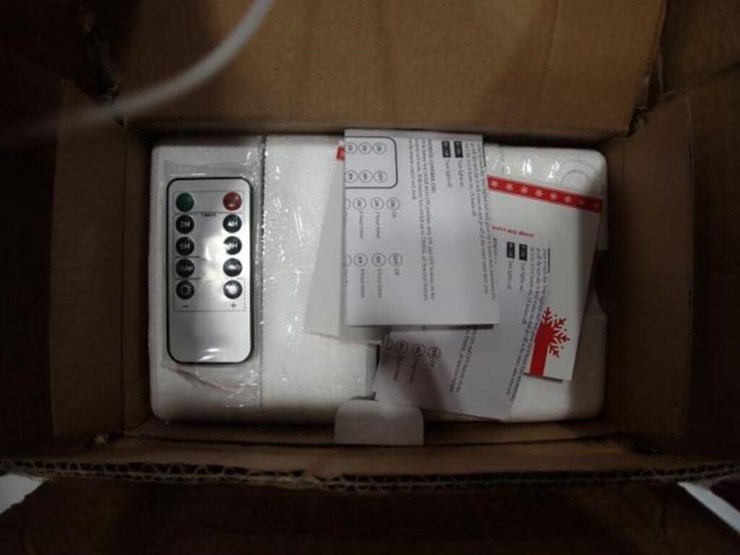 qty-of-(2)-boxes-of-4-in.-clear-glass-ball-lights-image-6