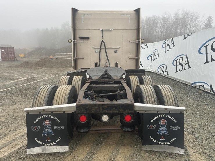 1999-peterbilt-379-image-4