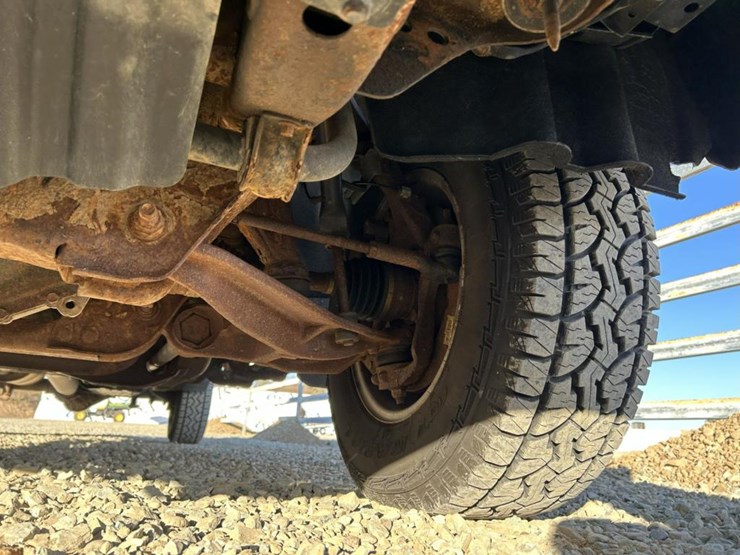 2015-chevrolet-silverado-2500hd-image-88