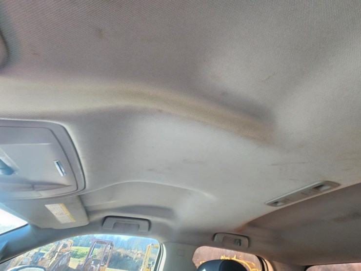 2017-chevrolet-2500-image-41