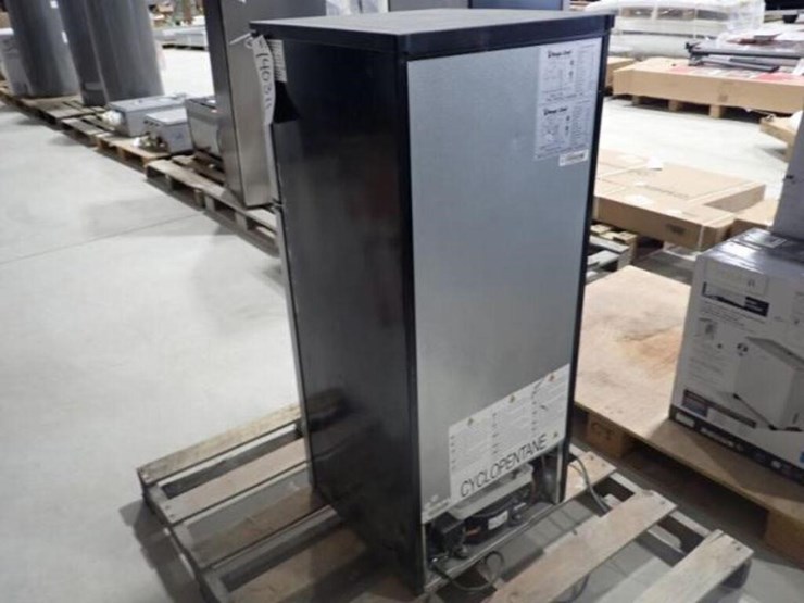 magic-chef-fridge-&-freezer-image-3