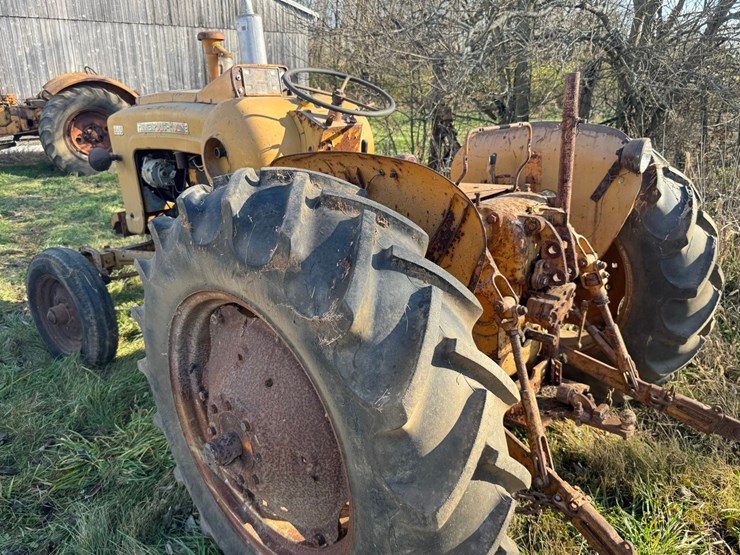 minneapolis-moline-445-image-9