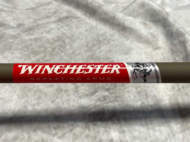 #2371-•-winchester-xpr-300-win-mag-bolt-action-rifle,-sn:-pt09573yw357-image-17