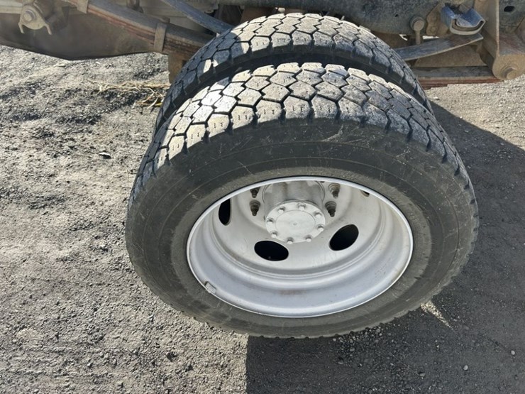 2014-ford-f450-sd-image-12