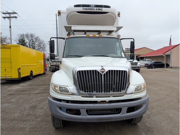 international-durastar-4300-image-2