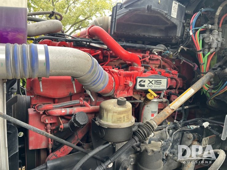 kenworth-t680-image-93