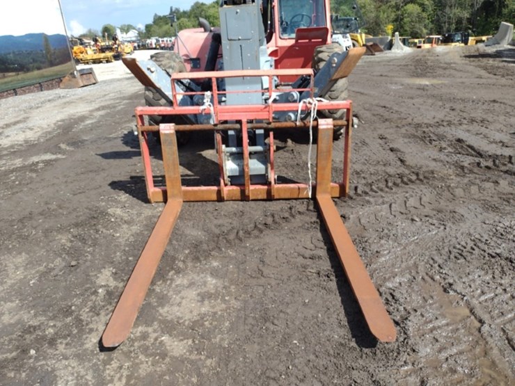 skyjack-sj1056th-image-14