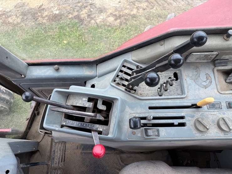 #1016-•-1989-case-7140-tractor-(fennimore,-wi)-image-36