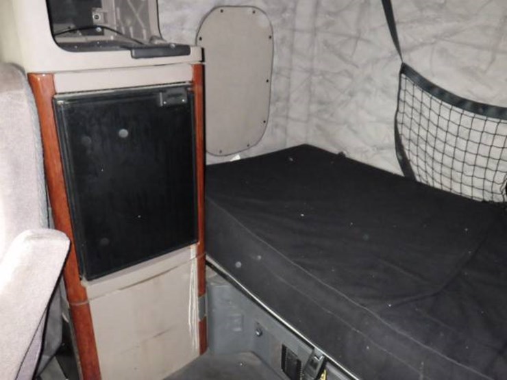 freightliner-cascadia-125-image-22