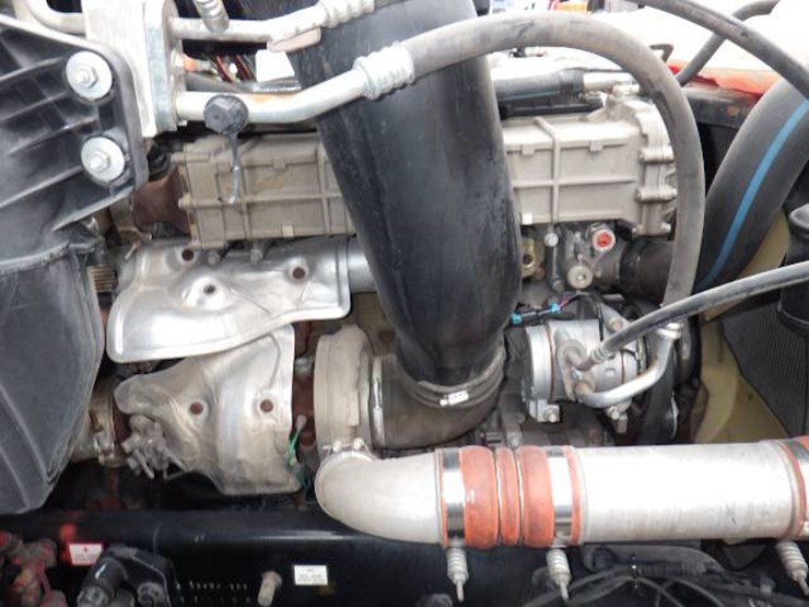 freightliner-cascadia-126-image-26