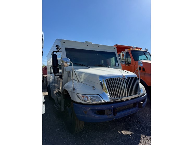international-durastar-4300-image-2