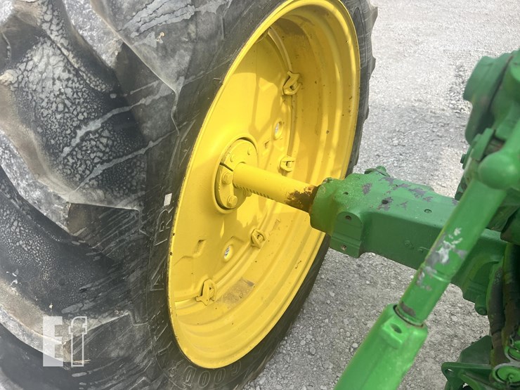 john-deere-530-image-32