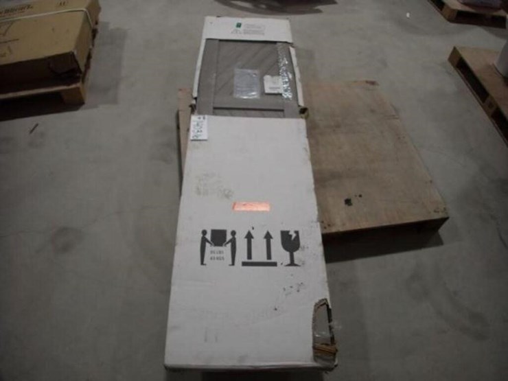 qty-of-(2)-grey-hanging-barn-doors-image-6