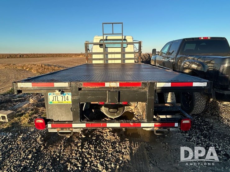 international-4700-image-7