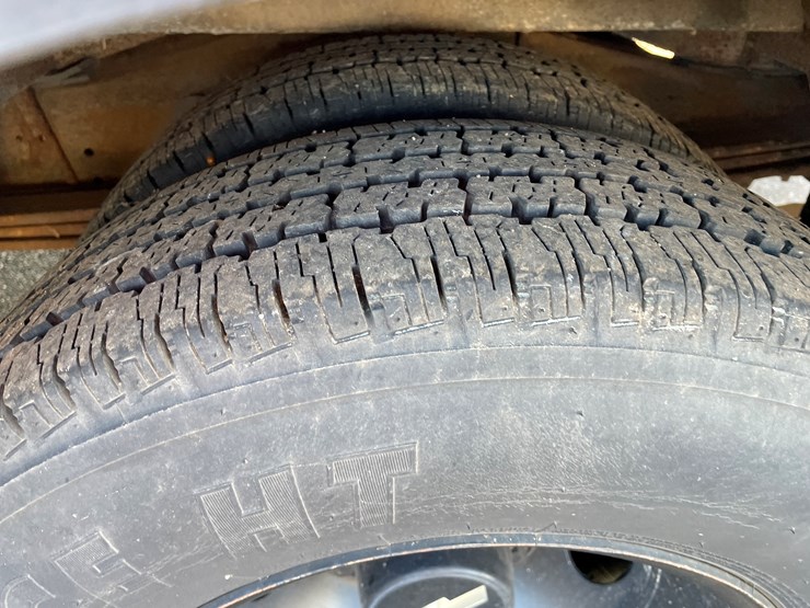 #1071-•-1999-chevy-short-bus-(has-wi-title)-image-10