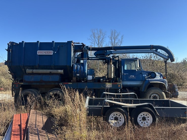 1990-ford-l9000-image-6