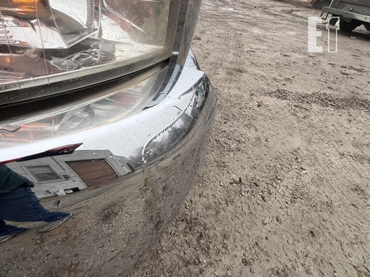 chevrolet-silverado-2500hd-lt-image-13