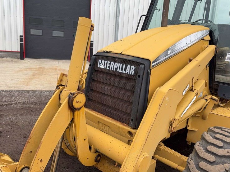 caterpillar-416c-image-12