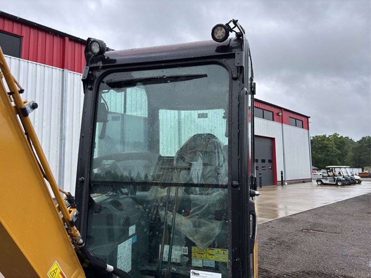 2023-caterpillar-303-image-13